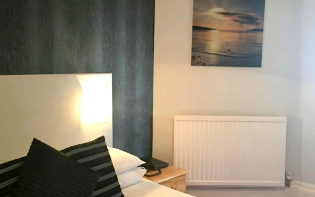 Harrow Lodge Hotel