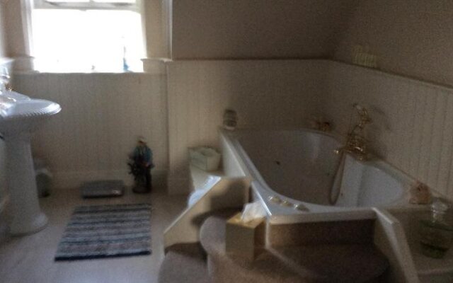 Coolmore House B&B