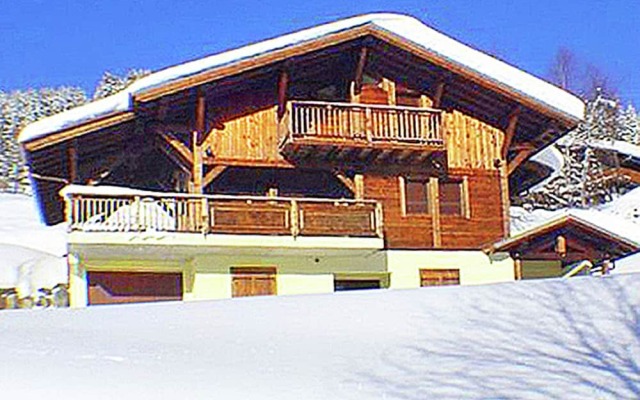 Luxury Chalet in Les Gets French Alps With Fireplace