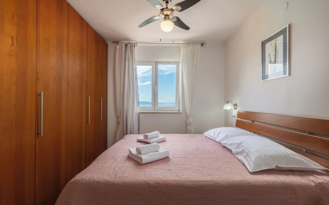 Seaview City Apartment Frida