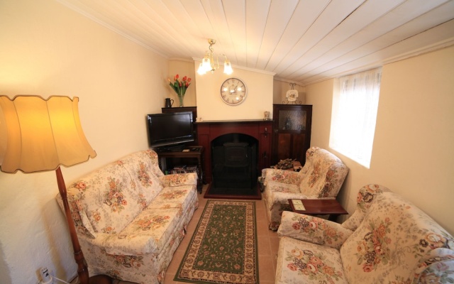 Miss Mabel Cottage - Adults Only – Guest Rooms – Burra