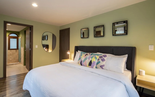 HOLT - Boutique 2BR Puente Viejo Residencial