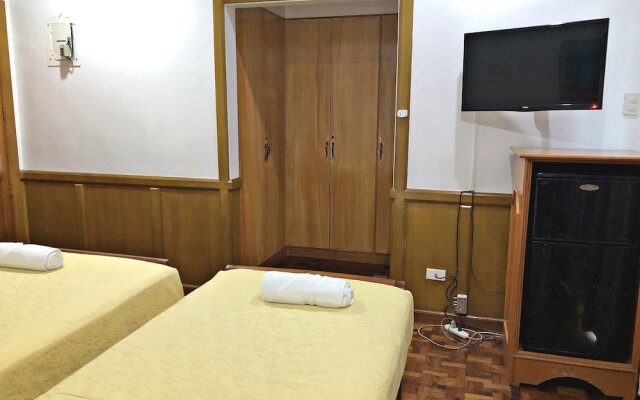Ang Tahanan ni Aling Meding Hotel