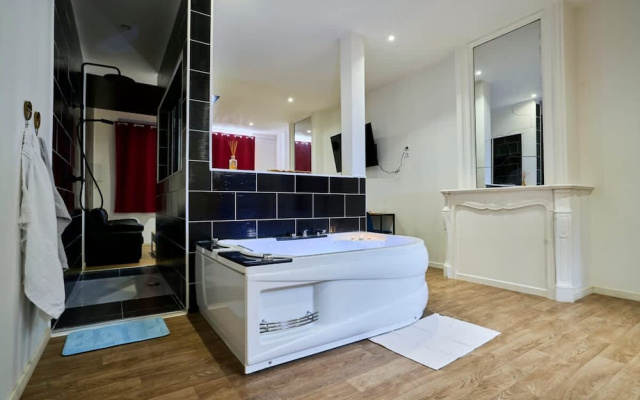 Baignoire Blaneo Sauna 10 Minutes de la Gare