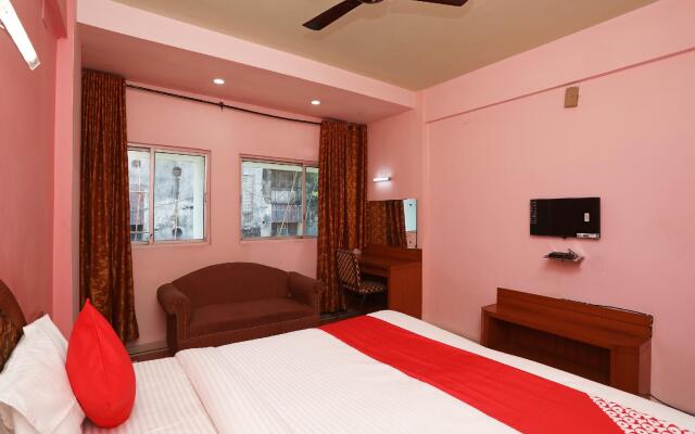 OYO 16159 Hotel Keshari