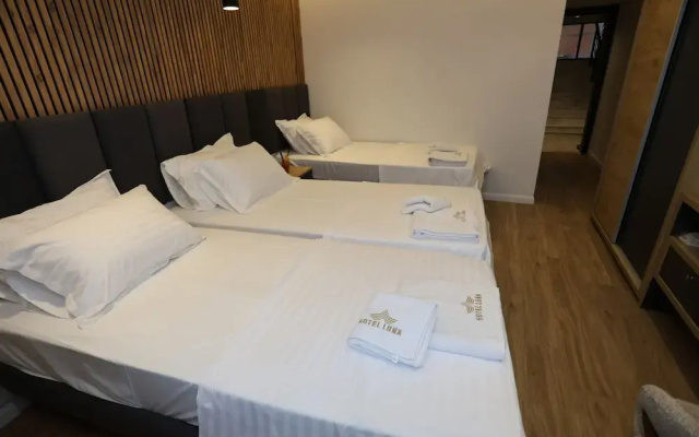Hotel Luna