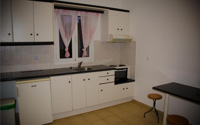 Liberatos Village Hotel