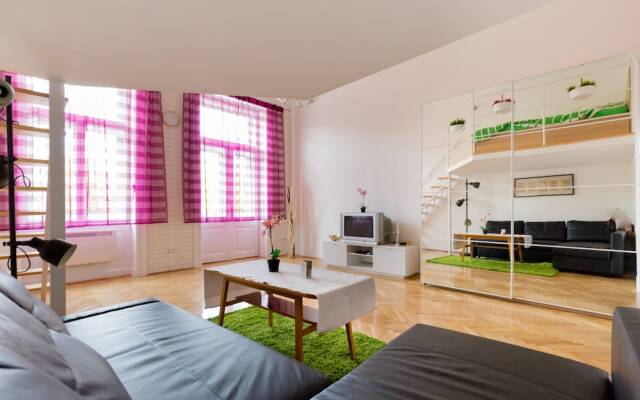 Next Stop Apartment