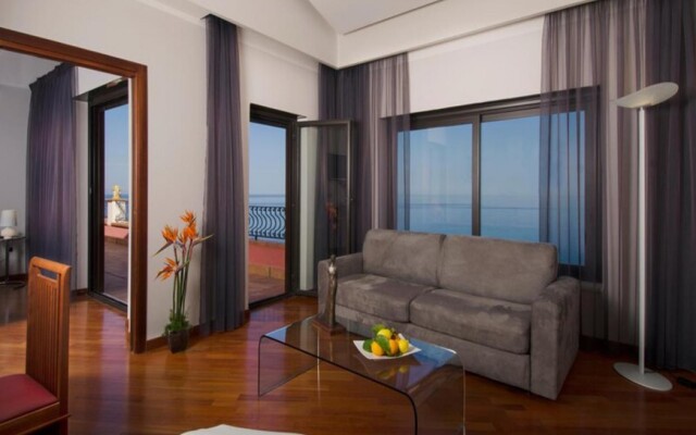 Baia Taormina Hotel