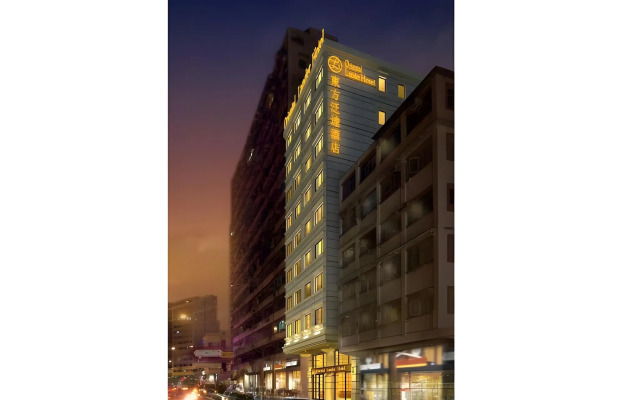 Oriental Lander Hotel