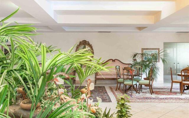 Alexia Palace Hotel Residence
