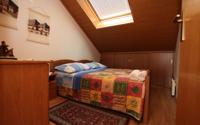 Split Apartments Peric