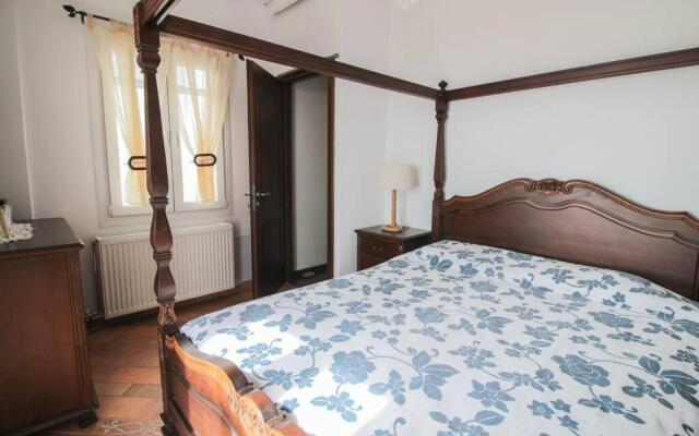 Blue Balcony/SkyView in Tinos - 3BR Home in Arnados