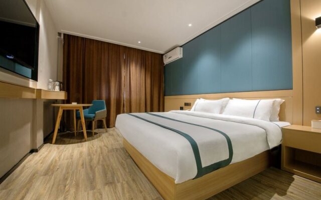 City Comfort Inn Hotel (Guilin Two Rivers And Four Lakes Sun Moon Twin Towers)