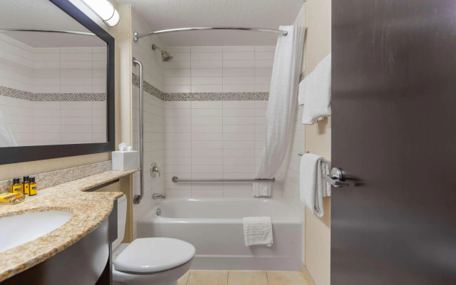 Best Western Plus Sherwood Park Inn & Suites