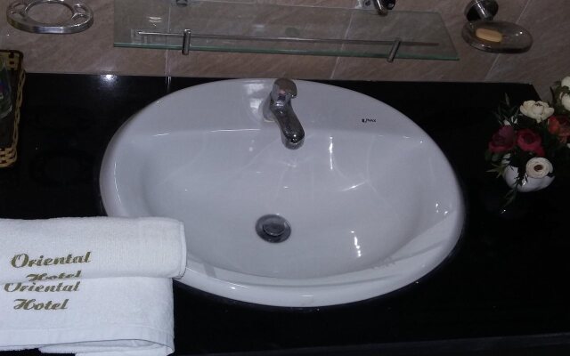 Mi Lan 2 Oriental Hotel