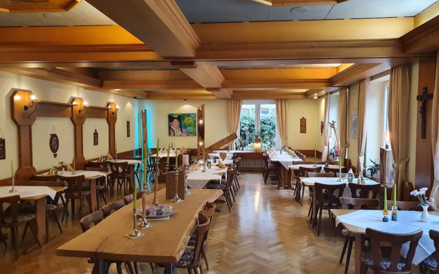 Hotel Neuenburger Hof