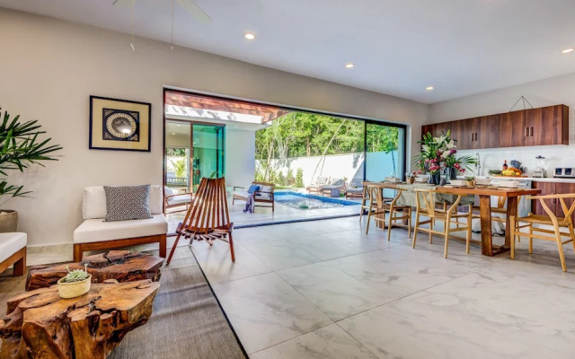 Casa Sieva 4 BDRM luxury villa sleeps 8