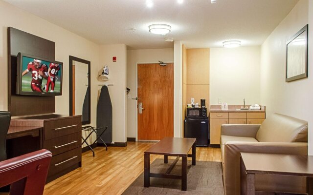 Red Roof Inn PLUS+ Raleigh Downtown – NCSU/Conv Center