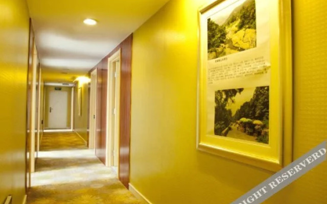 Yicheng Hotel Feicheng New Bus Station