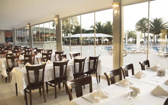 Le Monde Beach Resort & Spa