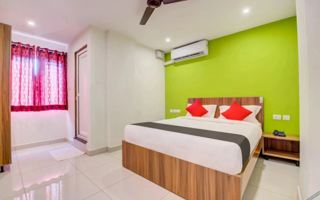 Capital O 19360 Sai Suites Inn