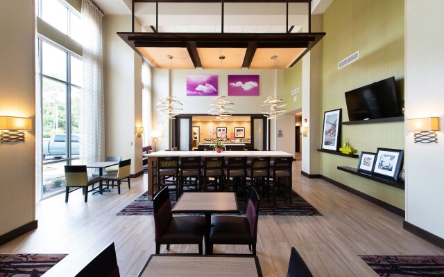 Hampton Inn & Suites Fayetteville
