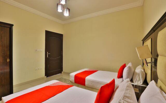 OYO 208 Roshan Hotel Suites Hera