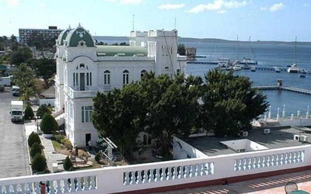 Hostal Palacio Azul