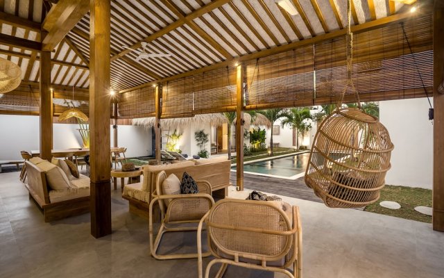 Villa Parasol by Alfred in Bali