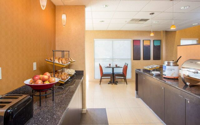 Residence Inn by Marriott Topeka