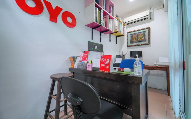OYO 89850 Mutiara Motel
