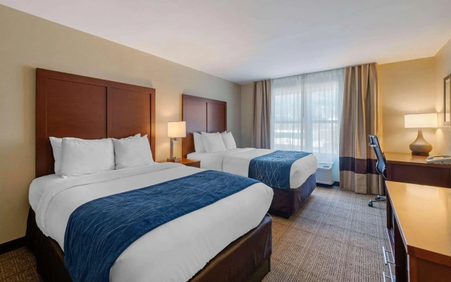 Comfort Inn & Suites Northern Kentucky