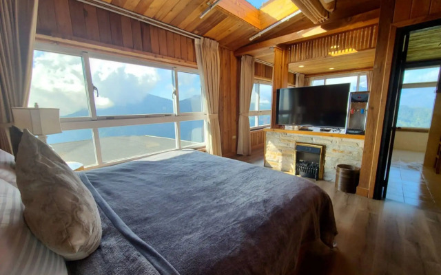 Top Cloud Villa