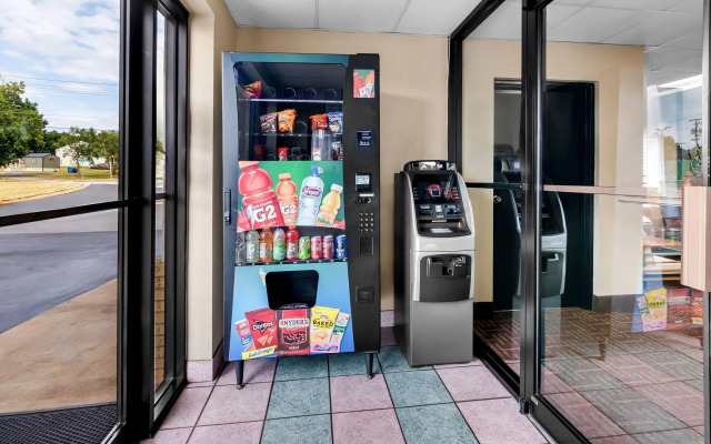 Super 8 by Wyndham Columbia
