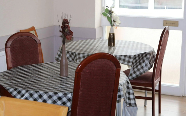 Manor House London