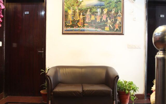 OYO 3585 near Galleria