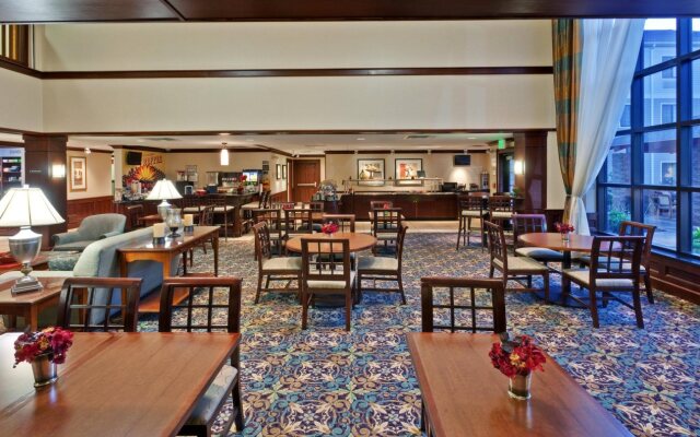Hawthorn Suites by Wyndham Williamsville Buffalo Airport