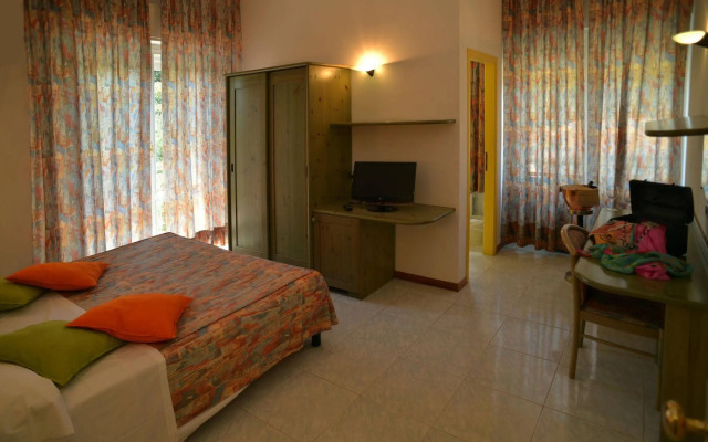 Hotel Salus