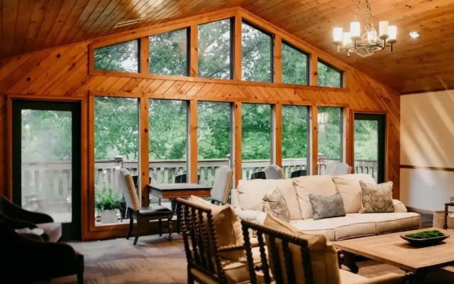 Sylvan Valley Lodge & Cellars