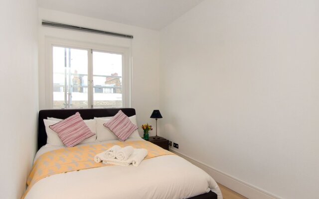 Restful Apartment in London Near Natural History Museum