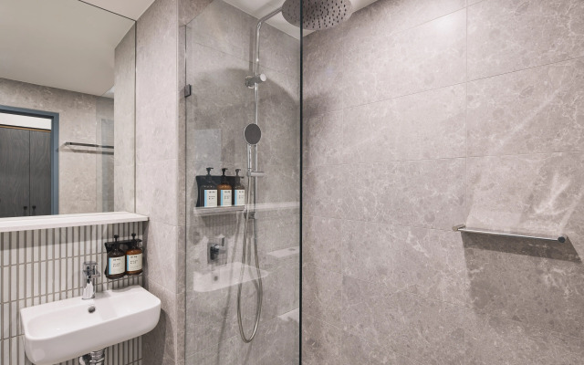 Hotel Alba Adelaide