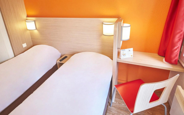 Hôtel Premiere Classe Melun Senart - Vert Saint Denis