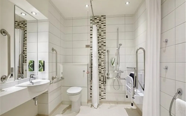Premier Inn Buckingham Hotel