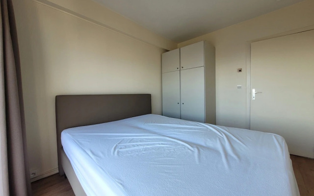 Apartment With Terrace in Middelkerke