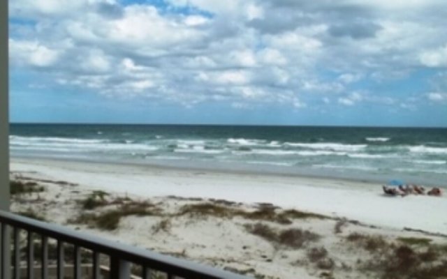 Traffic Free Beach - 2 BR 2 BA - South Point Condominiums 109