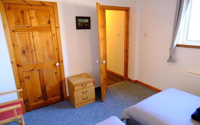 Lovely 1-bedroom apartment with free parking