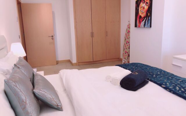 Stunning Beach front 1 bedroom at the palm