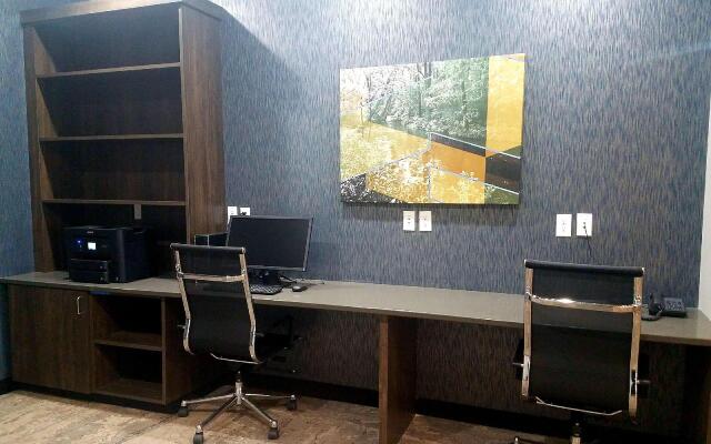 Best Western Plus Wayland Hotel