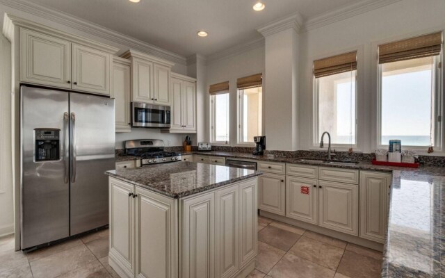 Serenity Shores by Destin Getaways